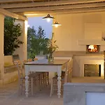 Masseria Ferarelli Trepizzi 4* דיסו
