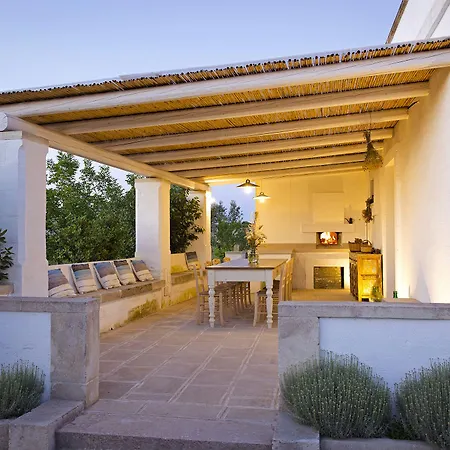 Masseria Ferarelli Trepizzi Guest house 4*