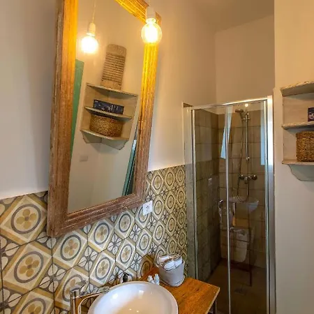 Guest house Masseria Ferarelli Trepizzi 4*